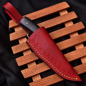 มีดสกินเนอร์ทำมือ OEM สแตนเลสสตีล สำหรับล่าสัตว์และเอาตัวรอด ใบมีดแบบ Fixed Blade ด้ามทำจากเขาควายสีเทอร์ควอยซ์ พร้อมปลอกหนังวัว - Product Image 6