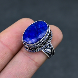 Anillo de Zafiro Azul Facetado, Hermoso y Popular, Hecho a Mano, Chapado en Plata de Ley 925, Ovalado, de Lujo, Calidad Premium, Estilo Vintage - Product Image 1