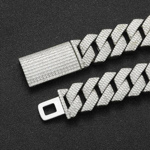 Cadena Cubana de Lujo con Diamantes Moissanite Estilo Hip Hop para Hombre y Mujer, en Plata de Ley 925, Disponible al Mejor Precio - Product Image 2