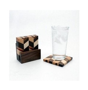 Juego de Posavasos Cuadrados con Incrustaciones de Hueso, Patrón Geométrico Blanco y Negro, Vajilla de Madera Reutilizable - Product Image 2