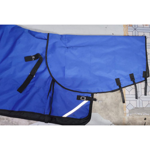 SE VENDEN ALFOMBRAS DE CABALLOS DESMONTABLES DE INVIERNO 1200D CON 100-200G RELLENO EN DÓLARES 20 TARJETA DE CRÉDITO TALLA 5'0 A 7'0 - Product Image 2