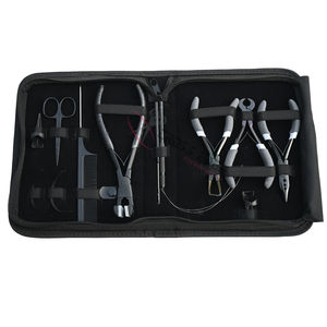 Kit de herramientas para extensiones de cabello negro con removedor de microanillos, alicates de crimpado, gancho para extraer cabello, enhebrador de bucles, peine de cola y agujas de coser - Product Image 1