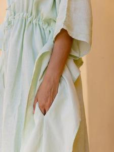 Vestido Maxi Boho de Lino Verde Claro con Cuello en V para Mujer, Vestido Largo Casual de Verano con Manga 3/4 y Cintura Elástica - Product Image 4