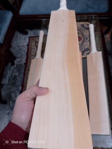 Bate de críquet de alta calidad para hombre, de madera de sauce inglés de primera calidad, totalmente equilibrado, con grano de sauce seleccionado, superventas. - Product Image 6
