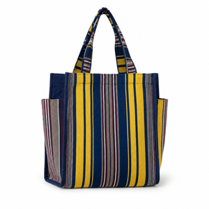 Sac fourre-tout imperméable en nylon recyclé avec broderie, poches latérales rayées, sac à bandoulière réutilisable pour les courses et les voyages quotidiens - Product Image 1