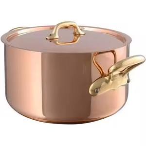 Cazuela Decorativa de Metal con Aislamiento Térmico para Servir Comida en la Mesa del Comedor, para Uso Diario - Product Image 1