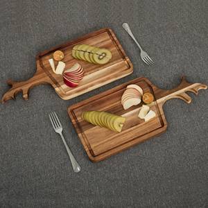Planche en bois durable et écologique Antler Planche élégante pour la découpe des aliments exposés lors des fêtes - Product Image 3