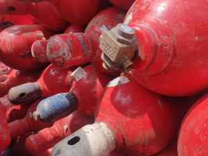 ถัง CO2 เหล็กเปล่าที่ใช้แล้ว ตามมาตรฐาน DOT ICC สำหรับการขนส่งและการเติม ใช้ได้กับ CO2 เชิงพาณิชย์มาตรฐาน - Product Image 2