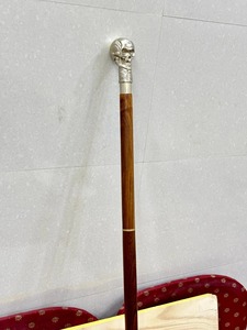 Canne de marche multifonctionnelle antique avec poignée en laiton, canne en bois vintage à suspendre au mur pour la remise des diplômes - Product Image 5