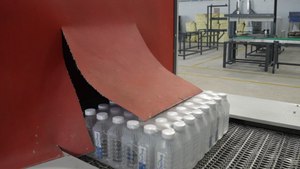 Machine d'emballage automatique Aim Technologies, électrique, pilotée par PLC, haute productivité, pour canettes de boissons, machines et matériel plastique - Product Image 3