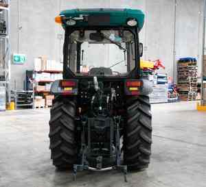 Tracteur agricole LOVOL F4100 100 CV 4x4 avec cabine, diesel, robuste, pour travaux agricoles - Product Image 5