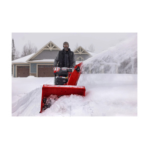 Soplador de nieve de alta resistencia disponible con conducto ajustable y cuchillas de acero duraderas - Product Image 1
