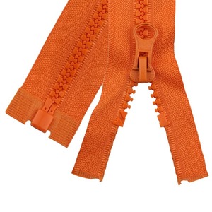 Fermetures éclair doubles en plastique en stock pour vestes et manteaux - Product Image 3