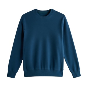 Ensemble de survêtements personnalisés avec logo brodé, sweat à capuche et short en molleton uni pour homme, style streetwear décontracté pour l'automne - Product Image 1