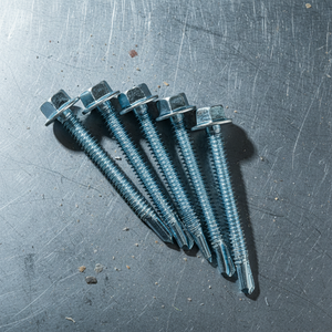 Tornillos Autorroscantes de Cabeza Hexagonal Premium (Métricos/Pulgadas) con Recubrimiento de Zinc Clase 8, Resistentes a la Corrosión, Rosca Profunda y Gruesa - Product Image 4