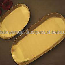 Bandeja de servicio de latón con bordes redondos pulidos únicos Fabricante de bandejas rodantes de latón Bandejas de desayuno de diseño hecho a mano de La India - Product Image 3