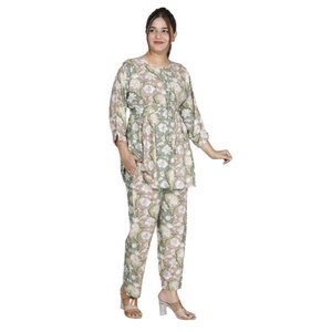 Nuevo Diseño Vintage, Estampado Tropical Dulce, Antiarrugas, Conjunto de Pantalones de Dos Piezas para Mujer de Alta Calidad, Holgado, Formal, para Uso Diario, Venta al Por Mayor - Product Image 1