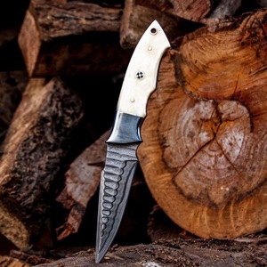 Couteau à dépecer en acier Damas fait main, manche en os avec embout en acier, lame fixe pour la chasse, le camping, l'EDC, l'usage extérieur - Product Image 3