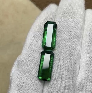 Émeraude naturelle de haute qualité, taille émeraude, vert vif, 1,70 ct, pierre précieuse en vrac pour la fabrication de bijoux, exportation Inde - Product Image 2