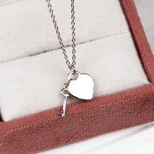 Collar de Plata de Ley 925 con Colgante de Candado y Llave, Estilo Minimalista, Hecho a Mano, para Bodas, Fiestas, Unisex, para Mujer - Product Image 4