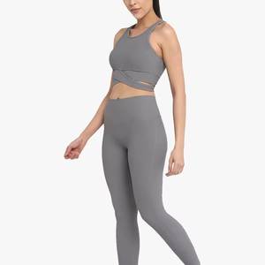 Ensemble de leggings et soutien-gorge de sport respirant, sans couture, écologique, en Spandex/Nylon, couleur unie, longueur intégrale, avec logo frontal et cordon de serrage pour femme - Product Image 6