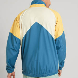 Cortavientos Impermeable Unisex con Bloques de Color |   Carcasa Activa Ligera y Resistente a la Intemperie |   Chaqueta Impermeable OEM para Entrenamiento - Product Image 4