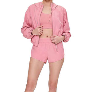 Ensemble décontracté pour femme : coupe-vent uni et short avec veste zippée intégrale, léger, écologique et respirant, idéal pour les voyages et le streetwear - Product Image 1