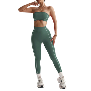 Ensemble de yoga pour femme, haute élasticité, anti-humidité, sensation seconde peau, 180g Spandex/Polyester, maintien et soutien, design torsadé uni, pour la gym, vente en gros - Product Image 3