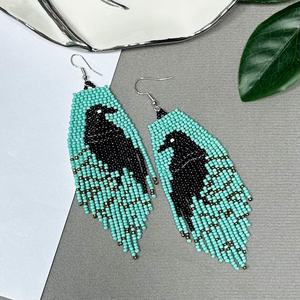 Pendientes de Alta Calidad Hechos a Mano con Cuentas de Semillas Indias, Bordados, Personalizables en Color/Forma/Diseño, Modernos para Fiestas - Product Image 5