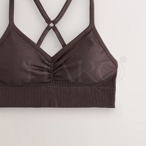 Soutien-gorge de sport durable et flexible offrant un maintien maximal avec technologie anti-transpiration pour vous garder au confort et au sec - Product Image 4