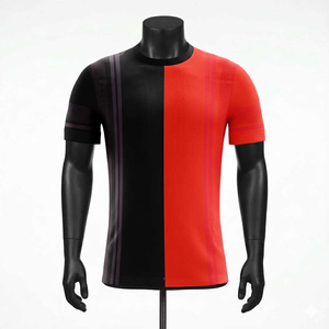 Camiseta Deportiva de Manga Corta para Hombre, Cuello Redondo, Bloques de Color Negro y Rojo, Tejido de Secado Rápido, Corte Regular - Product Image 1
