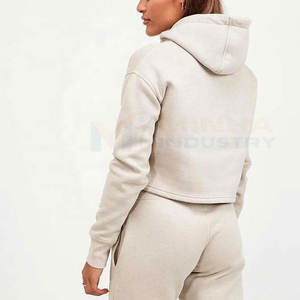 Hoodies crop top au design unique, parmi les plus vendus, prix de gros, haute qualité, style streetwear. - Product Image 3