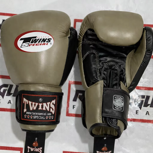 Gants d'entraînement et de sparring pour jumeaux, boxe, Muay Thai, Sanda, haute qualité, fermeture réglable, poignées légères, protection UV - Product Image 1