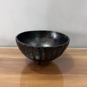 Tazón Decorativo de Aluminio Hecho a Mano, Acabado Negro Texturizado, Tazón Redondo para Servir, Centro de Mesa para Decoración del Hogar - Product Image 2