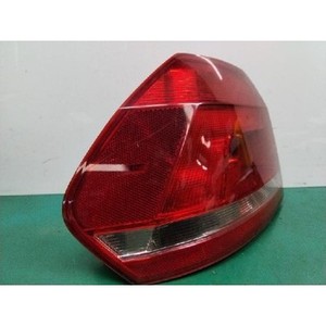 Luz Trasera Izquierda Usada para Passat 561945095G - Product Image 2