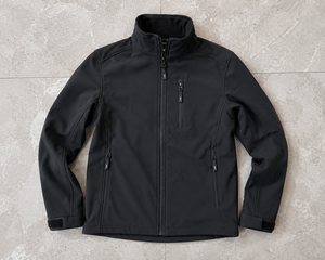 Veste softshell noire pour homme personnalisée, imperméable, coupe-vent, doublée de polaire, pour la randonnée en plein air, vêtements de travail, avec logo personnalisé - Product Image 6