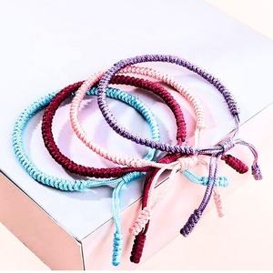 Bracelet en coton TrendLoop, bracelet en boucle de coton fait à la main, bracelet en cordon de coton coloré, bracelet en coton biologique réglable - Product Image 5