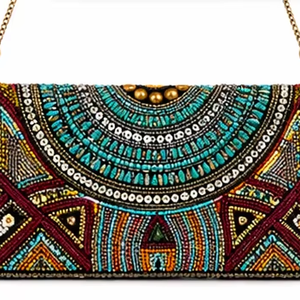 Pochette à perles turquoise avec chaîne |   Sac de soirée artisanal et original |   Sac à main ethnique bohème |   Design ethnique multicolore avec chaîne - Product Image 1