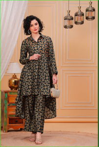 Conjunto de Kurta Asimétrica Verde Kala Khatta Bordada a Mano - Product Image 2