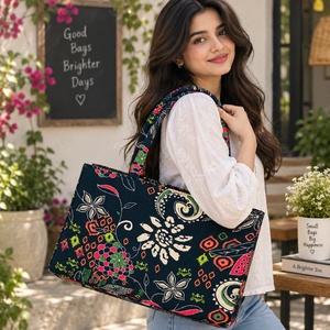 Bolso de mano de lona con estampado floral bohemio, bolso de compras con parte superior abierta, estilo para todas las estaciones - Product Image 2