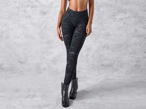 Leggings extensibles longs pour femmes avec tissu doux au toucher et mouvements fluides - Product Image 1