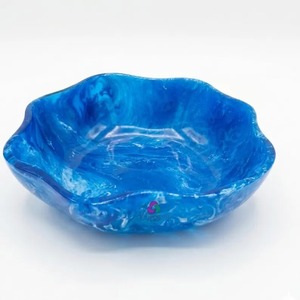 Resin serving bowl with contemporary design elegant finish suitable for showcasing desserts snacks salads or festive food - Product Image 2