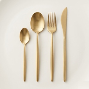 Ensemble de couverts dorés martelés en acier inoxydable, vente en gros pour hôtels, mariages, fêtes, restaurants, comprenant cuillères, fourchettes et couteaux - Product Image 4