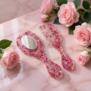 Miroir en résine écologique modelé à la main par ILAHI, forme personnalisée, finition lisse et brillante pour le maquillage, la décoration de la maison, la Saint-Valentin - Product Image 6
