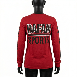 Camiseta de Manga Larga de Algodón Jersey Premium de 180 GSM, Color Rojo, con Estampado Gráfico y Logotipo Personalizado, Estilo Urbano - Product Image 2