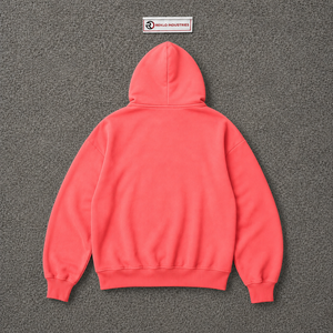 Sweat à capuche zippé rouge corail personnalisé avec motif graphique texturé en relief, coupe oversize, style streetwear, en molleton de coton épais - Product Image 6