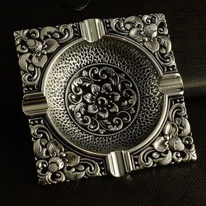 Vintage Brass Round Desktop Ashtray with Floral Design for Home Decor - Product Image 5