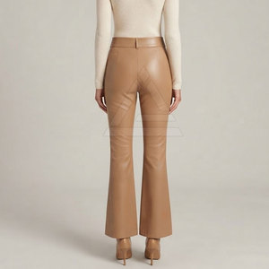 Pantalon en cuir intemporel pour femme, coupe skinny classique, design extensible pour un usage quotidien et des soirées élégantes - Product Image 4
