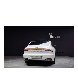 Hyundai Grandeur Exclusive 2022, 90,312 km, Caja de Cambios Automática, Asientos de Cuero, Volante a la Izquierda, Cámara Trasera - Product Image 4