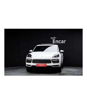 Porsche Cayenne 3.0 2024 con Caja de Cambios Automática, Volante a la Izquierda, Asientos de Cuero, Cámara Trasera, 40,987 km - Product Image 3